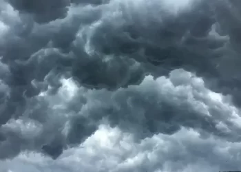 Rige una alerta por tormentas para esta noche en Tucumán