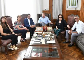 El Gobernador Osvaldo Jaldo se reunió con representantes de la Fundación Museo Casa Gobernador Riera