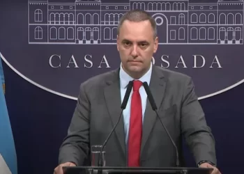 El Gobierno anunció la desclasificación de archivos de la dictadura y busca declarar de lesa humanidad un crimen del ERP