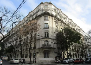 Vivir en la historia: el valor de los edificios emblemáticos en Buenos Aires