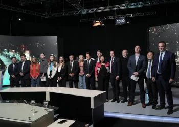 Cruces, sorpresas y rarezas en el debate de legisladores porteños: candidatos, chicanas y animales en escena