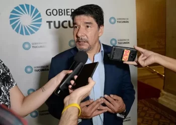 Tucumán analiza implementar la Boleta Única Electrónica: Acevedo encabezó misión a Salta para evaluar el sistema
