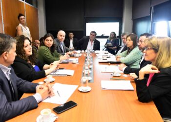 Avanza en la Legislatura el análisis del Digesto Jurídico y un DNU sobre fondos para Canal 10