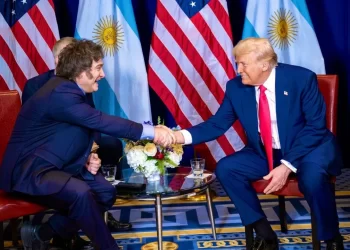 “Estamos del lado correcto de la historia”: el Gobierno respalda a Trump tras los ataques a Irán