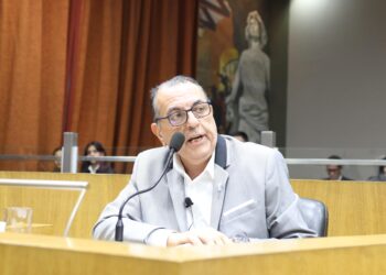 El concejal Arnedo celebró la aprobación de su proyecto sobre “Plazas y Parques Sustentables”