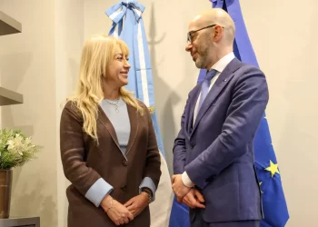 La intendenta Chahla recibió al embajador adjunto de la Unión Europea y avanzaron en proyectos de cooperación