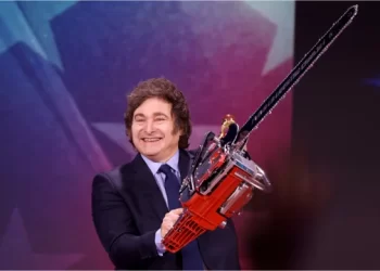 El Gobierno disolvió 21 organismos públicos y reorganiza funciones en busca de reducir el gasto estatal