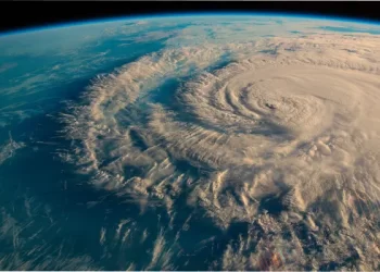 El cambio climático amenaza con volver más destructivos a los temidos “nor’easters” en la costa este de EE.UU.