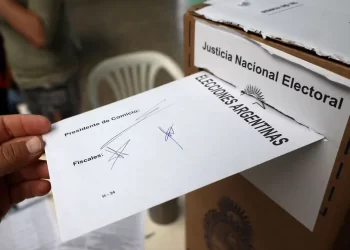 Cierre de listas en Buenos Aires: negociaciones contrarreloj, tensiones y definiciones clave