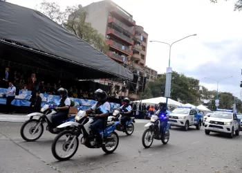 San Miguel de Tucumán celebró el 9 de Julio con un multitudinario desfile cívico-militar