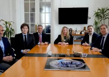 Milei reunió a diputados en Olivos para blindar vetos sobre jubilaciones y discapacidad