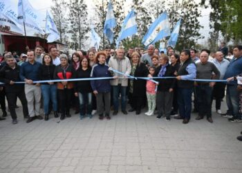 Jaldo inauguró obras de infraestructura y alumbrado público en Arcadia