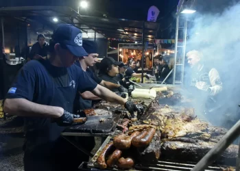 San Miguel de Tucumán celebra la llegada de la primavera con ferias gastronómicas, artesanales y de emprendedores