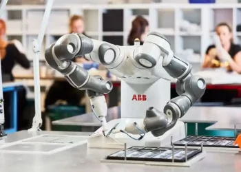 Argentina avanza en la incorporación de robots colaborativos, aunque sigue por debajo del promedio mundial