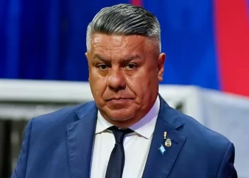 El Gobierno, a fondo contra el “Chiqui” Tapia: denunció a una financiera vinculada al presidente de la AFA