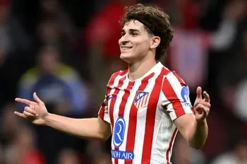 El presidente del Atlético descartó que Julián Álvarez sea vendido