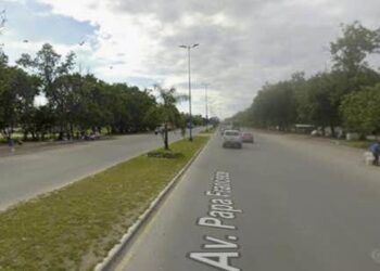 Violento asalto en un lavadero de autos de avenida Papa Francisco