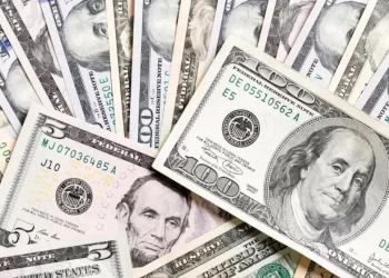 Una calificadora le subió la nota a la deuda argentina tras el resultado electoral